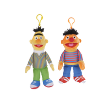 Load image into Gallery viewer, Sesame Street Plush Bag Clips Set of 8 – Elmo, Cookie, Big Bird, Grover &amp; Friends 10cm
